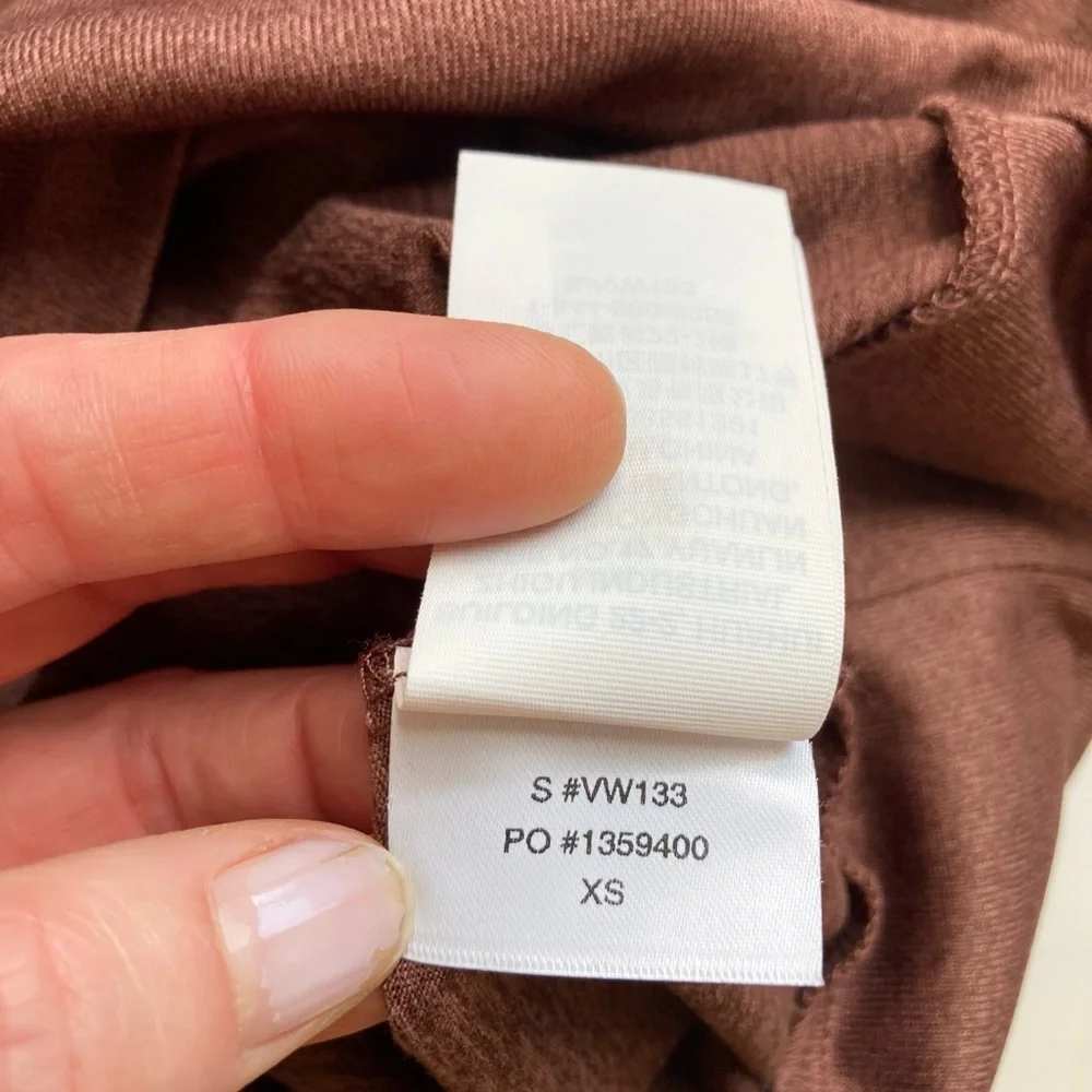 Vuori Daydream Brown Crew Neck Long Sleeve Tee in Mulberry Heather, Sz XS - Picture 13 of 14